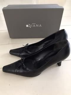 DIANA ダイアナ　パンプス　黒のサムネイル