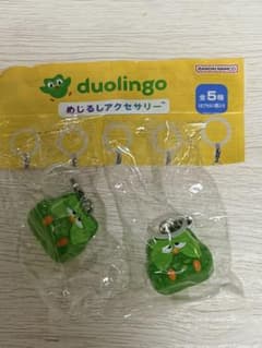 Duolingo めじるしアクセサリー ガチャ 2種セットのサムネイル