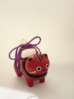まめプロ　赤ぬこ　白金&餅　ガチャガチャ　赤べこのサムネイル