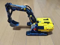 レゴ　テクニック　バックホウ完成品のサムネイル