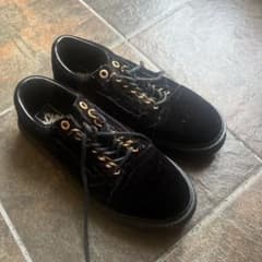 VANS ベルベット クリーパー スニーカー ブラックのサムネイル