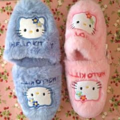 ハローキティ　スリッパ　訳あり(^_^;)のサムネイル