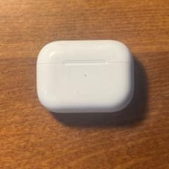 AirPods第1世代　ホワイト 充電ケース＋右耳のサムネイル