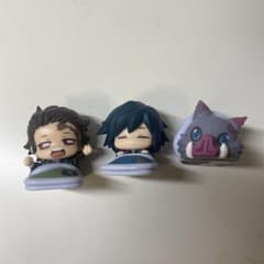 鬼滅の刃　おねむたん　ガチャ 竈門炭治郎 冨岡義勇 嘴平伊之助 ミニフィギュアのサムネイル
