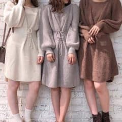 【NICE CLAUP】レースアップニットワンピースのサムネイル