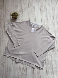 新品 定価13,500円MEDOC ベージュ 長袖 Tシャツ 9号 ヤマダヤ