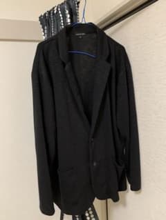 黒ジャケットのサムネイル