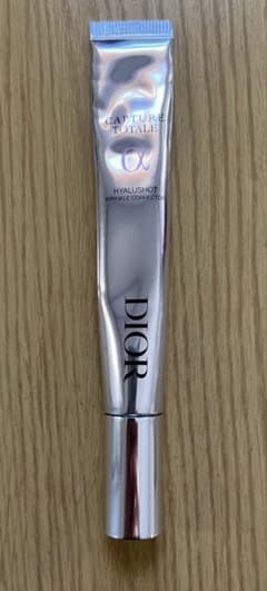 Dior カプチュールトータルヒアルショットのサムネイル