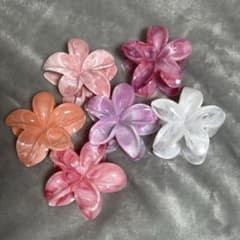 ヘアクリップ お花 6個セットのサムネイル