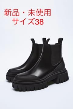 ZARA トラックソール　フラットフォーム　アンクルブーツのサムネイル