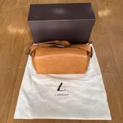 土屋鞄 ガジェット ツールBOX ショルダーバッグ タンドキャメル - メルカリ