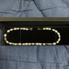 ur パールネックレスのサムネイル