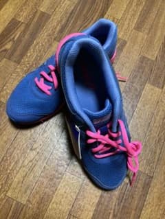 asics ランニングシューズのサムネイル