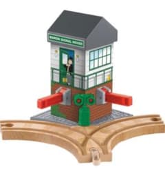 【専用】トーマス　木製レール　マロン駅のサムネイル