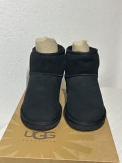 【新品未使用】UGG W CLASSIC MINI 5854 W/BLKのサムネイル