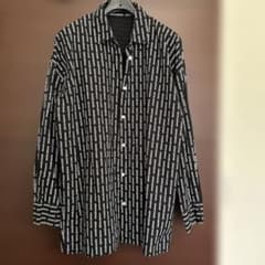 GU メンズ　ブラック ロゴプリント 長袖シャツ　Ｓサイズ