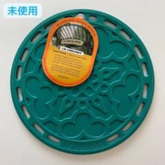 【新品】ル・クルーゼ　鍋敷き　カリビアン•ブルーのサムネイル
