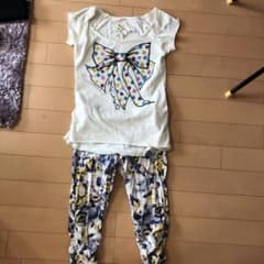 Tシャツとジンズセットのサムネイル