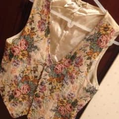 アングリッド風 ベストのサムネイル