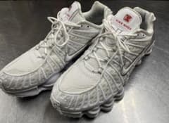 NIKE SHOX TL AV3595-100 ホワイトのサムネイル