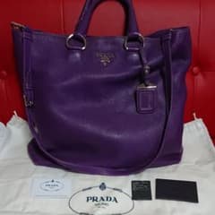 【美品】 PRADA 2way パープル レザー トートバッグのサムネイル