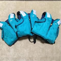 ライフジャケット　3つセットのサムネイル