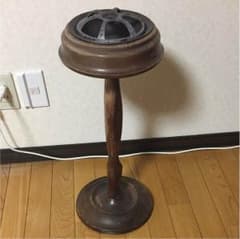 もっち様専用 昭和レトロ スタンド灰皿 木製のサムネイル