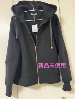 ブラックフルジップパーカーのサムネイル