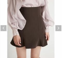 SNIDEL ハイウエストフレアミニスカショーパンのサムネイル