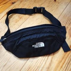 【美品】ザ・ノースフェイス ボディバッグ　ショルダーバッグのサムネイル