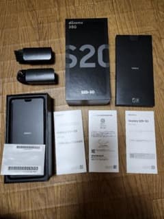 ポッキー３世様専用 ドコモ Galaxy S20+ 5G シムフリーのサムネイル