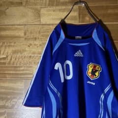  中村俊輔　日本代表　ユニフォーム　背番号10 青　八咫烏　XL adidas 中村俊輔 日本代表 ユニフォーム 背番号10 青 八咫烏 XL - メルカリ