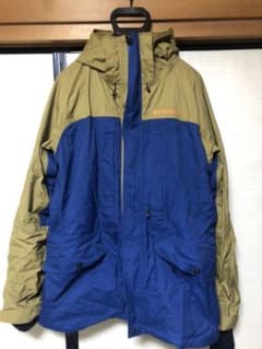 コロンビアのマウンテンパーカーのサムネイル