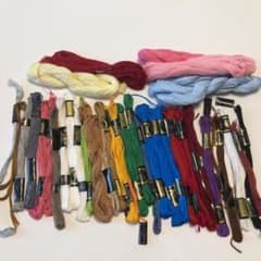 鈴代さま専用★刺繍糸　まとめ売り★のサムネイル