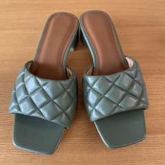 GU キルティングサンダルのサムネイル