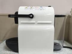 Nespresso C40 コーヒーメーカー 本体 ホワイトのサムネイル
