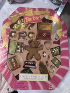 Barbie スペシャルコレクション　ホリデーギフトセットのサムネイル