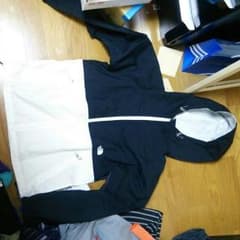 ノースフェイスマウンテンパーカーのサムネイル