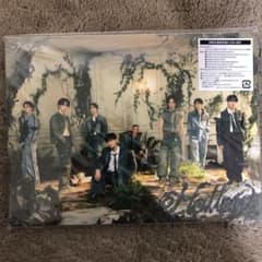 Stray Kidsの日本3rdミニアルバム「Hollow」初回生産限定盤Aのサムネイル