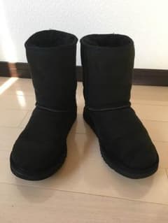 UGG ムートンブーツ ブラックのサムネイル