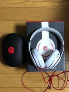 Beats studio ヘッドホンのサムネイル