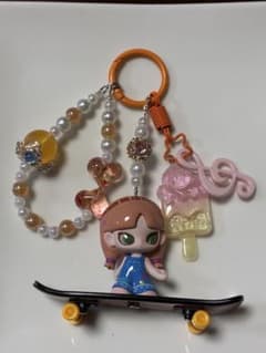 Echoes inn’s キャラクターフィギュア付きビーズストラップ オレンジのサムネイル
