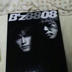 B'z写真集と、B'zルービックキューブ大です。のサムネイル