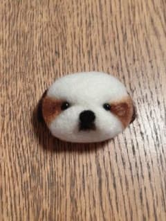 シーズー　羊毛フェルト　犬　 ブローチ ハンドメイドのサムネイル