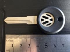 VW(フォルクスワーゲン)純正ブランクキー、カギのサムネイル