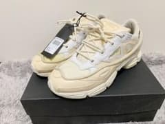 RAF SIMONS OZWEEGO BUNNYのサムネイル