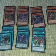 遊戯王【値下げ可】古代の機械デッキのサムネイル