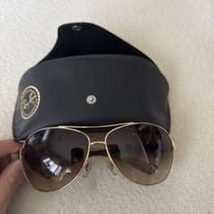 Ray-Ban ゴールドフレーム サングラスのサムネイル