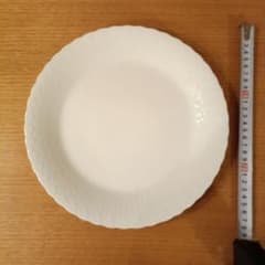 最終値下げ！【4枚新品】NARUMI ボーンチャイナ 27cm※バラ売り相談のサムネイル