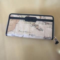PRIMA CLASSE 世界地図柄 ラウンドファスナー長財布のサムネイル